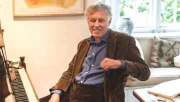 dm clive barda 1 360x205